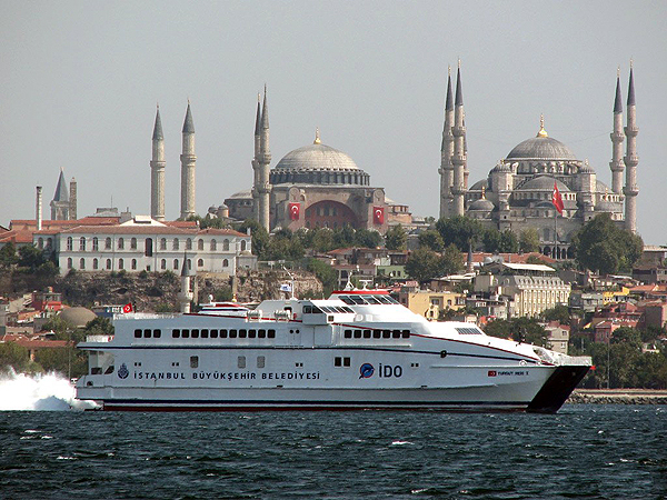 Ferry over de Zee van Marmara - Odyssee